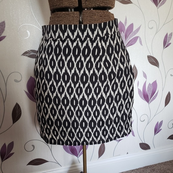 Annabella Dresses & Skirts - Skirt